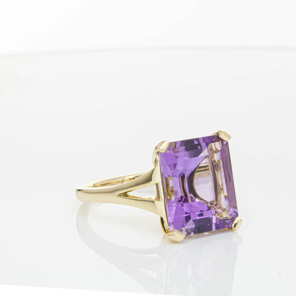 14ct Yellow Gold 5.43ct Amethyst Juliet Ring