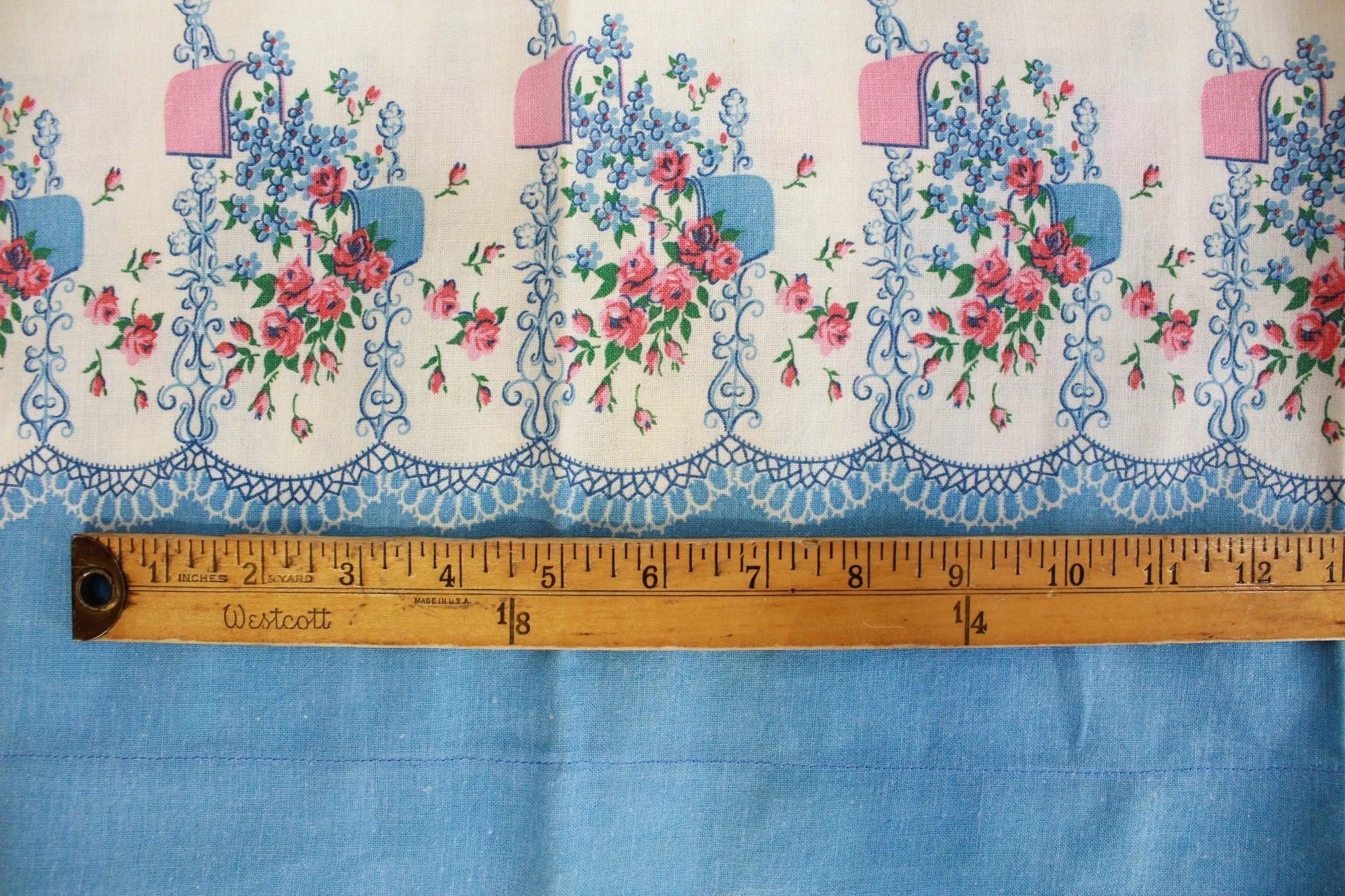 1940s Blue Floral Print Feedsack Pillowcase (2)