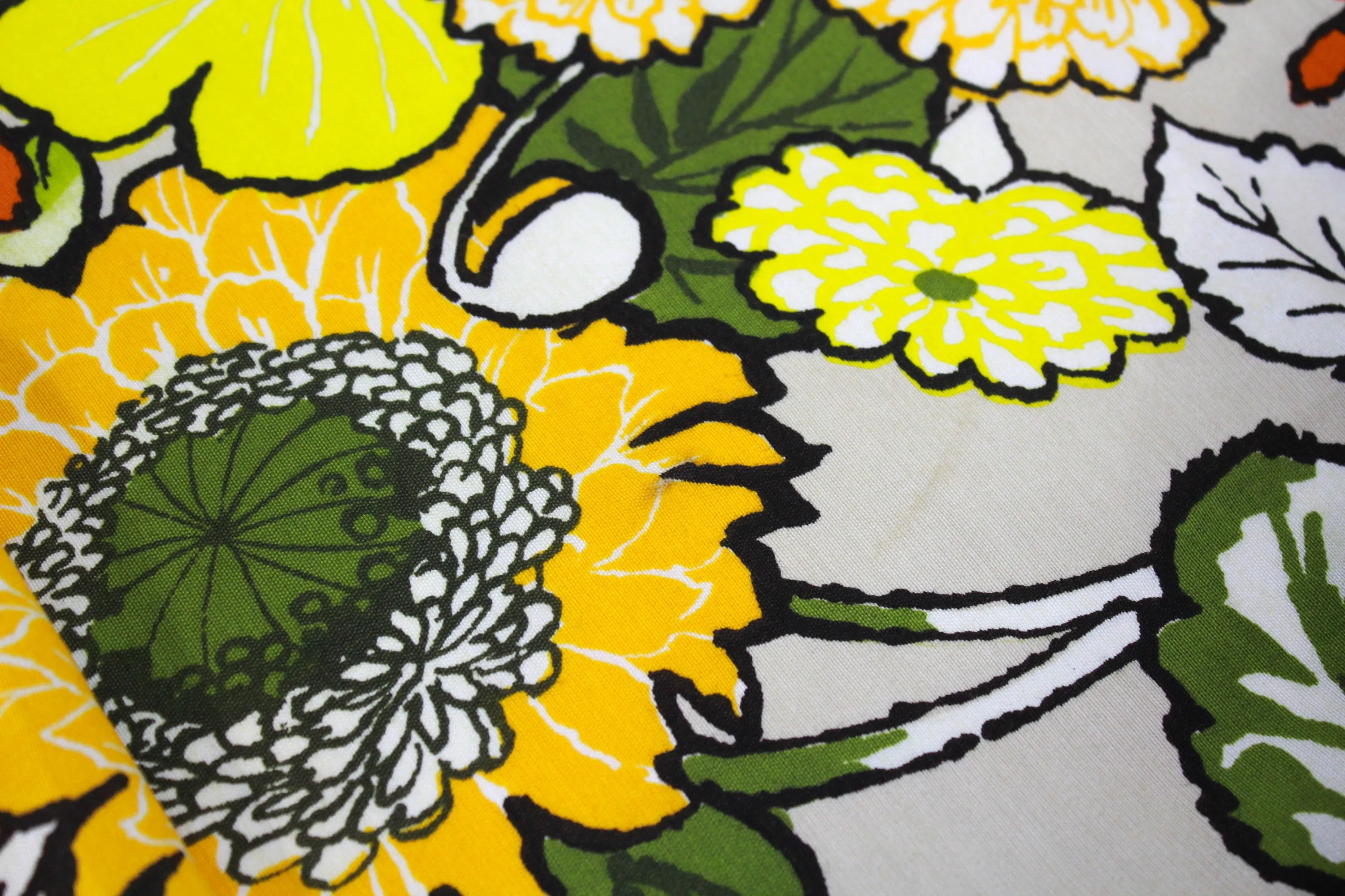 1960s Green and Yellow Mod Floral Print Cotton Fabric, 4 Yards