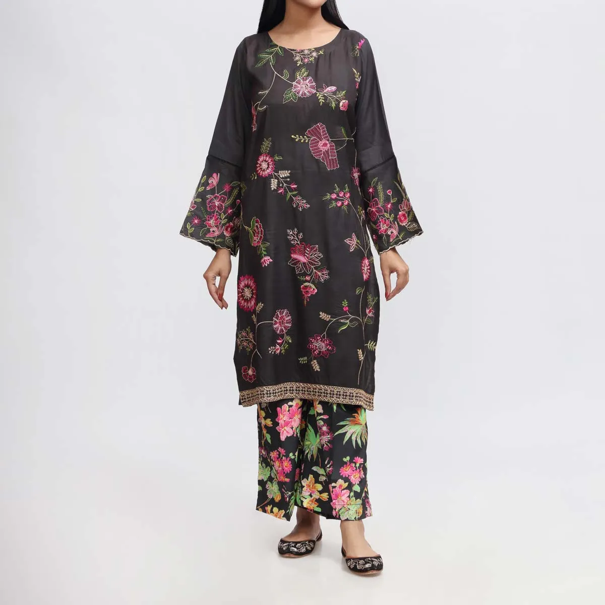 2PC- Embroidered Suit PW3242