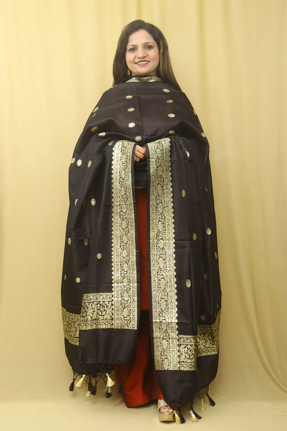 Black Handloom Banarasi Pure Katan Silk Kadwa Dupatta