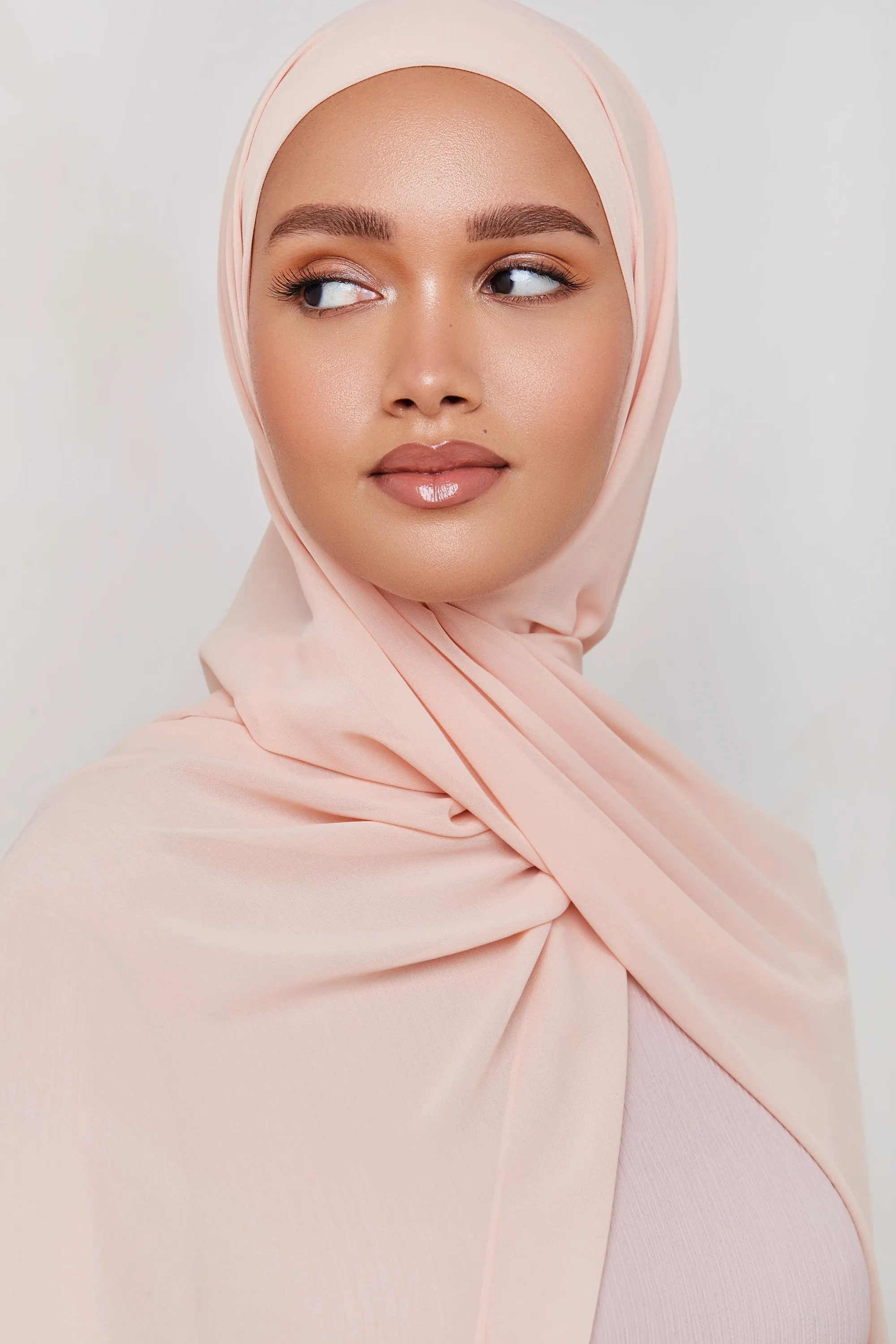 Chiffon LITE Hijab - Almost Apricot