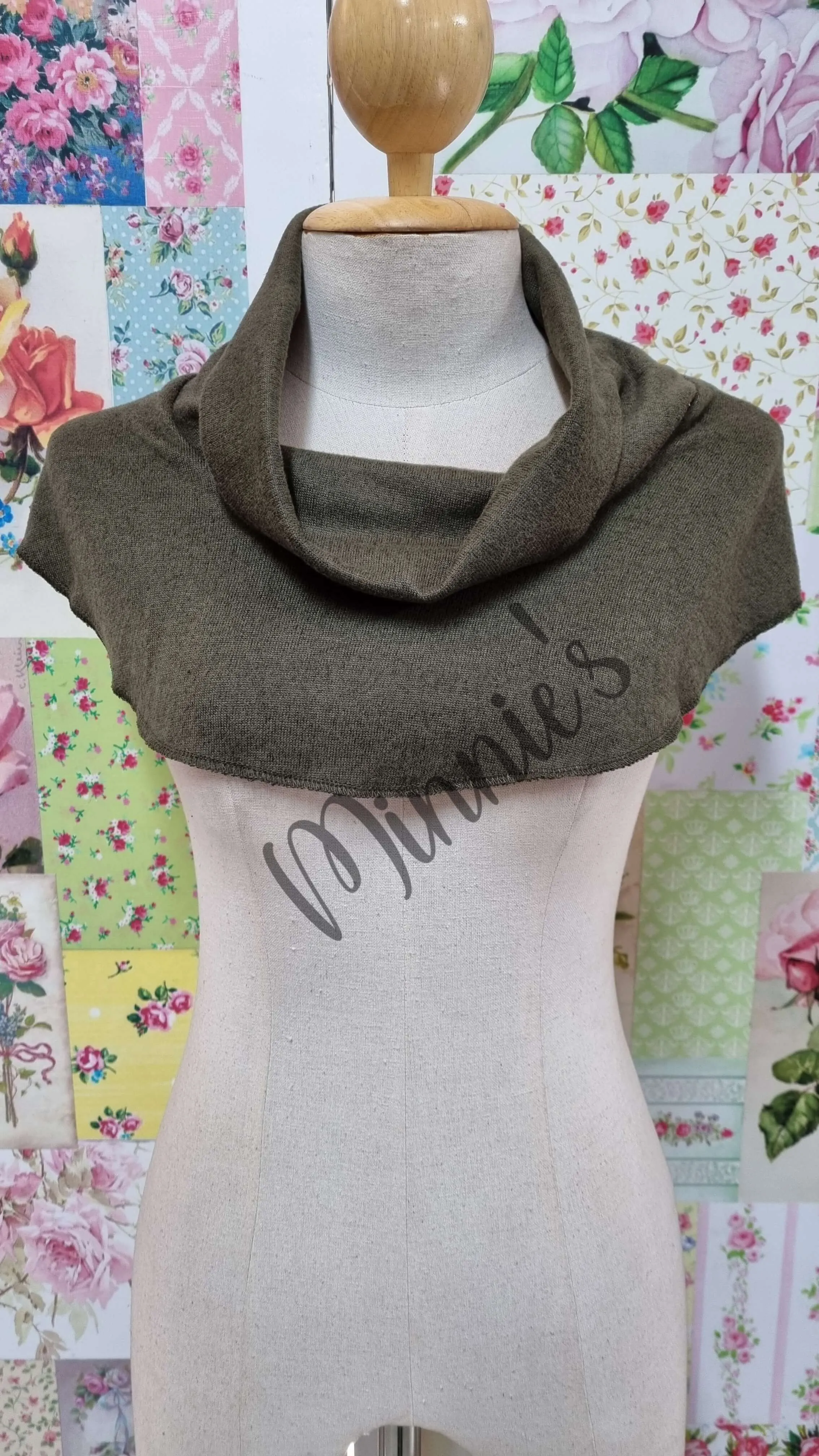 Cowl Neck GD0111