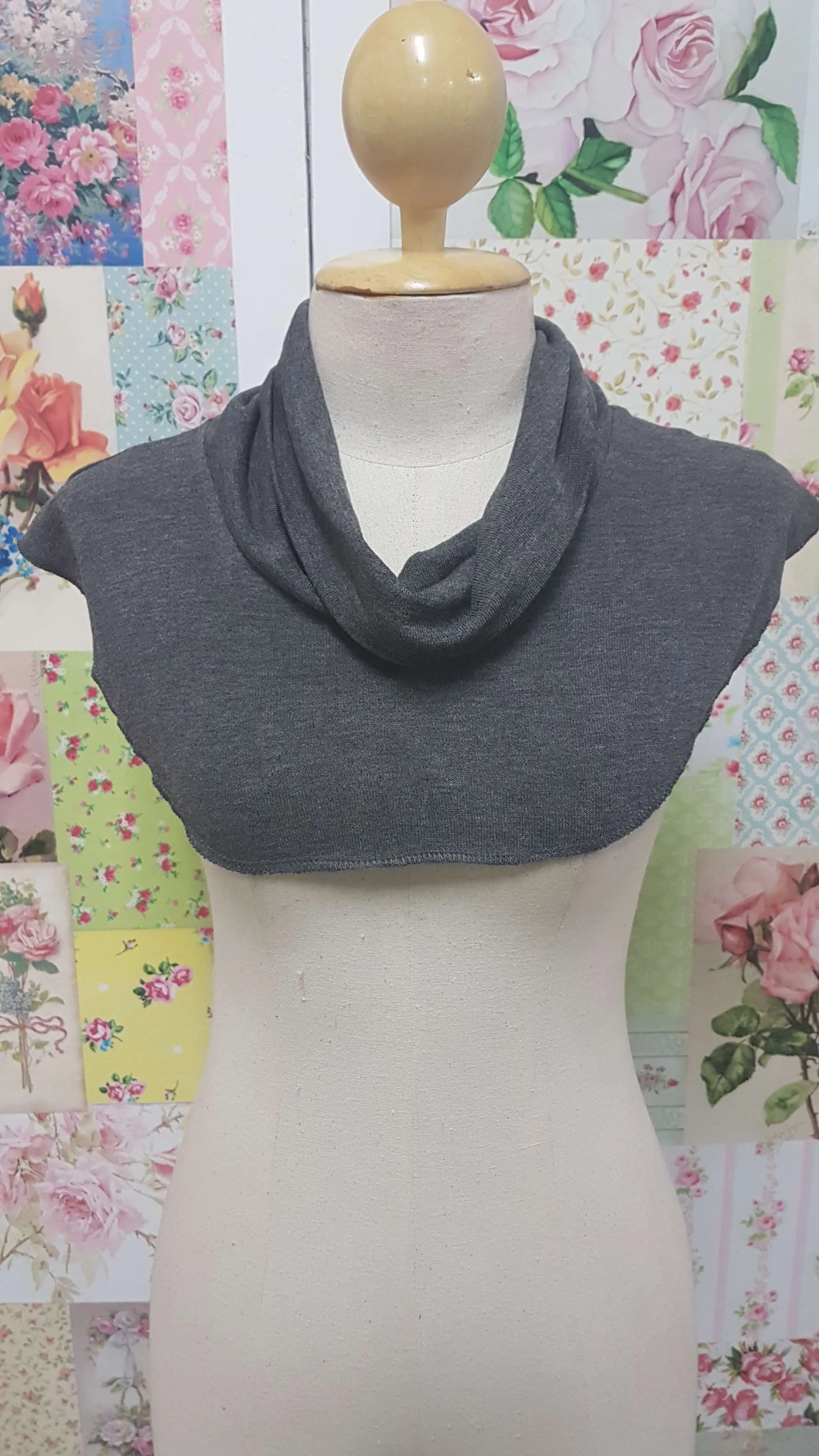 Cowl Neck GD0111