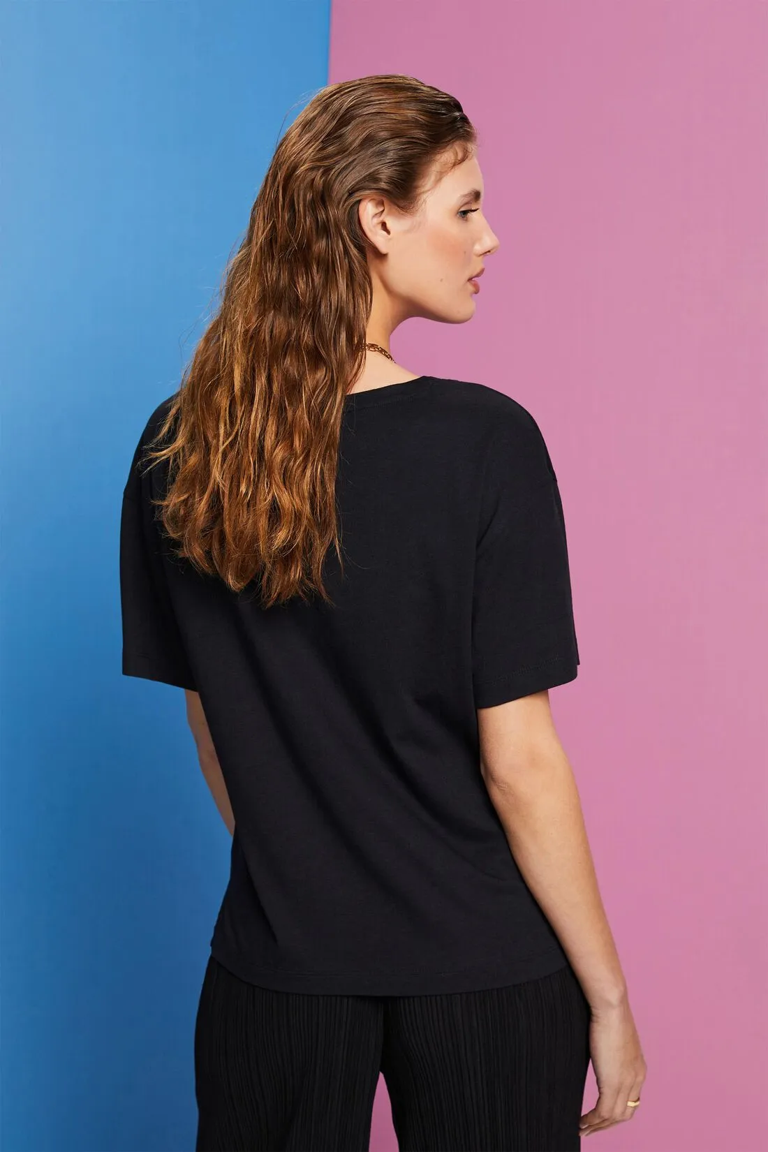 ESPRIT Oversized T-Shirt in Black