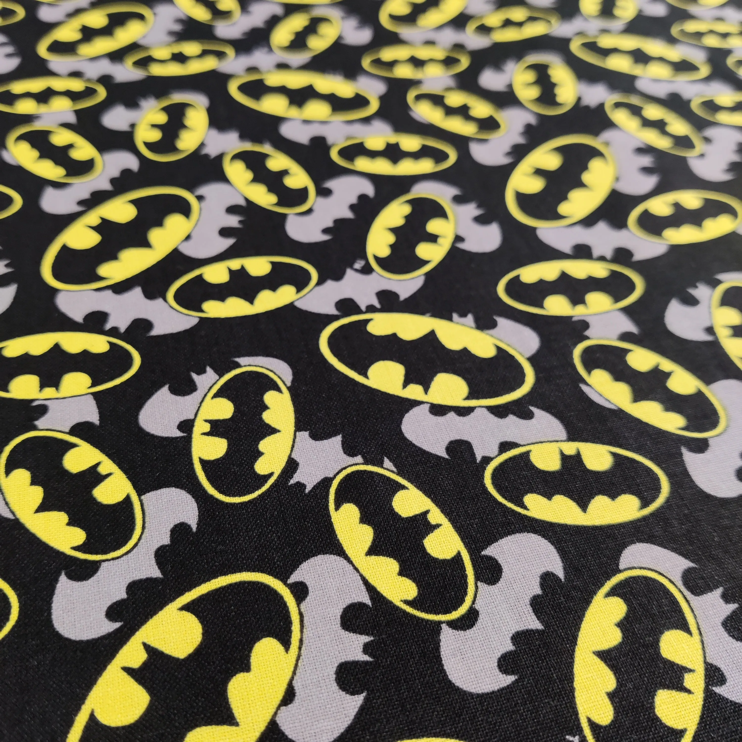 FS636_6 Batman Logo Comics Cotton