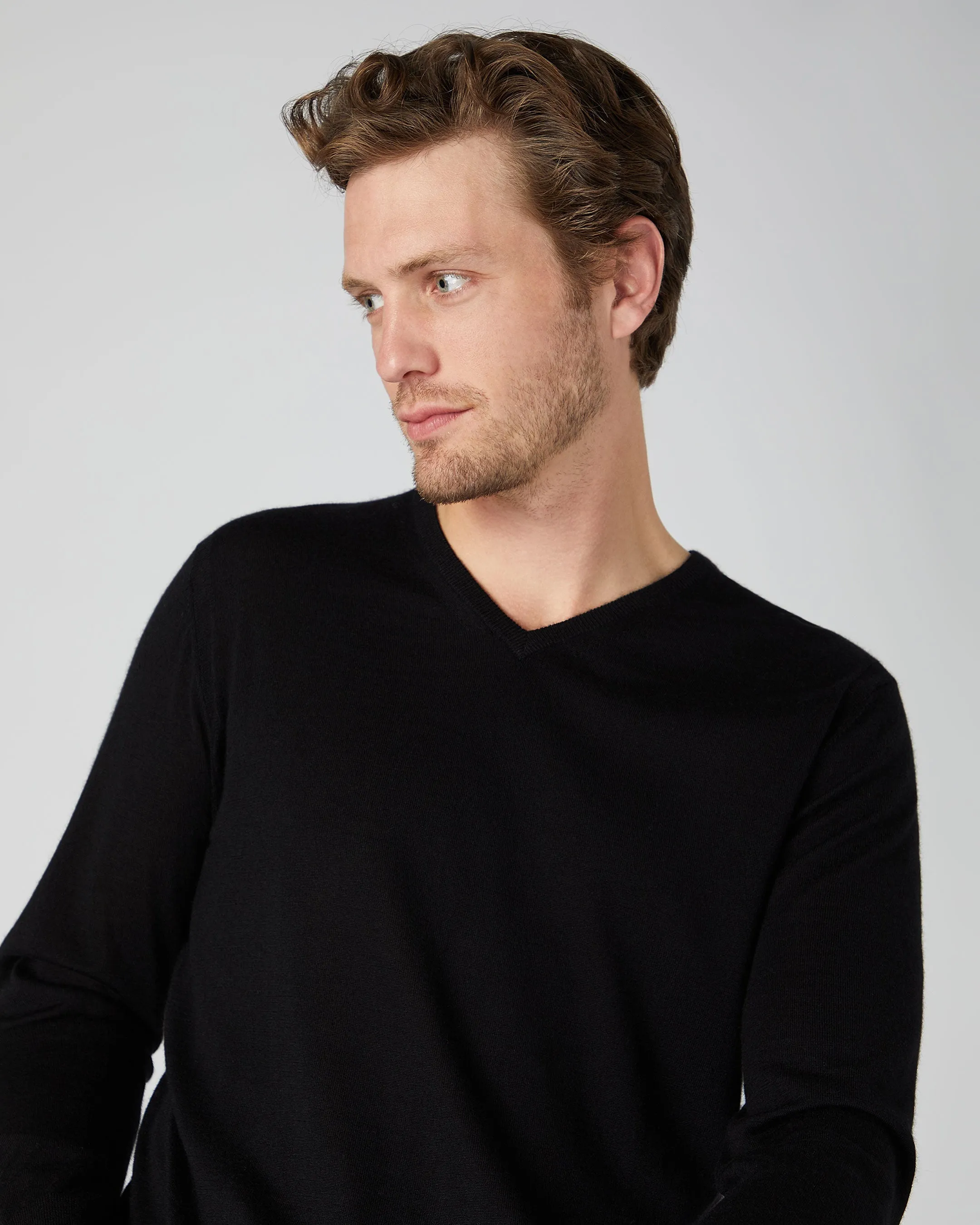 Men's Conduit Fine Gauge Cashmere V Neck Sweater Black