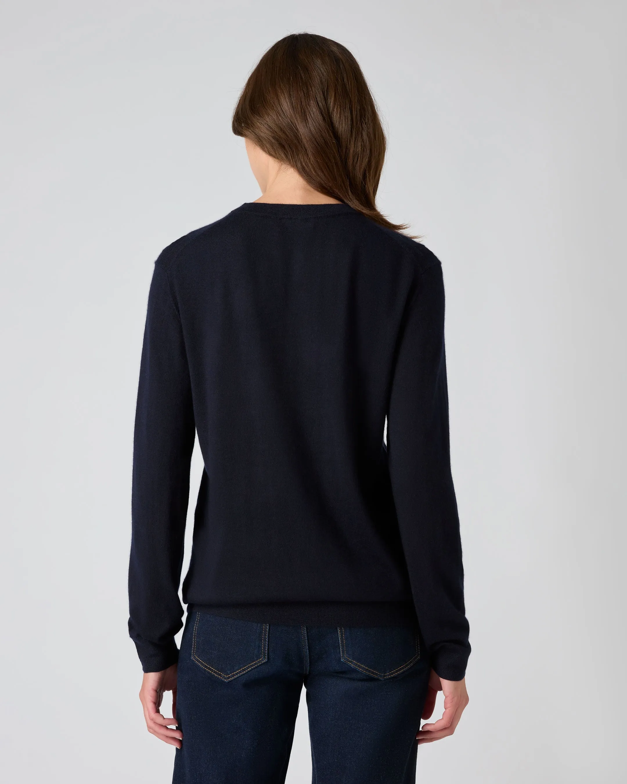 Women's Covent Fine Gauge Cashmere Round Neck Sweater Navy Blue