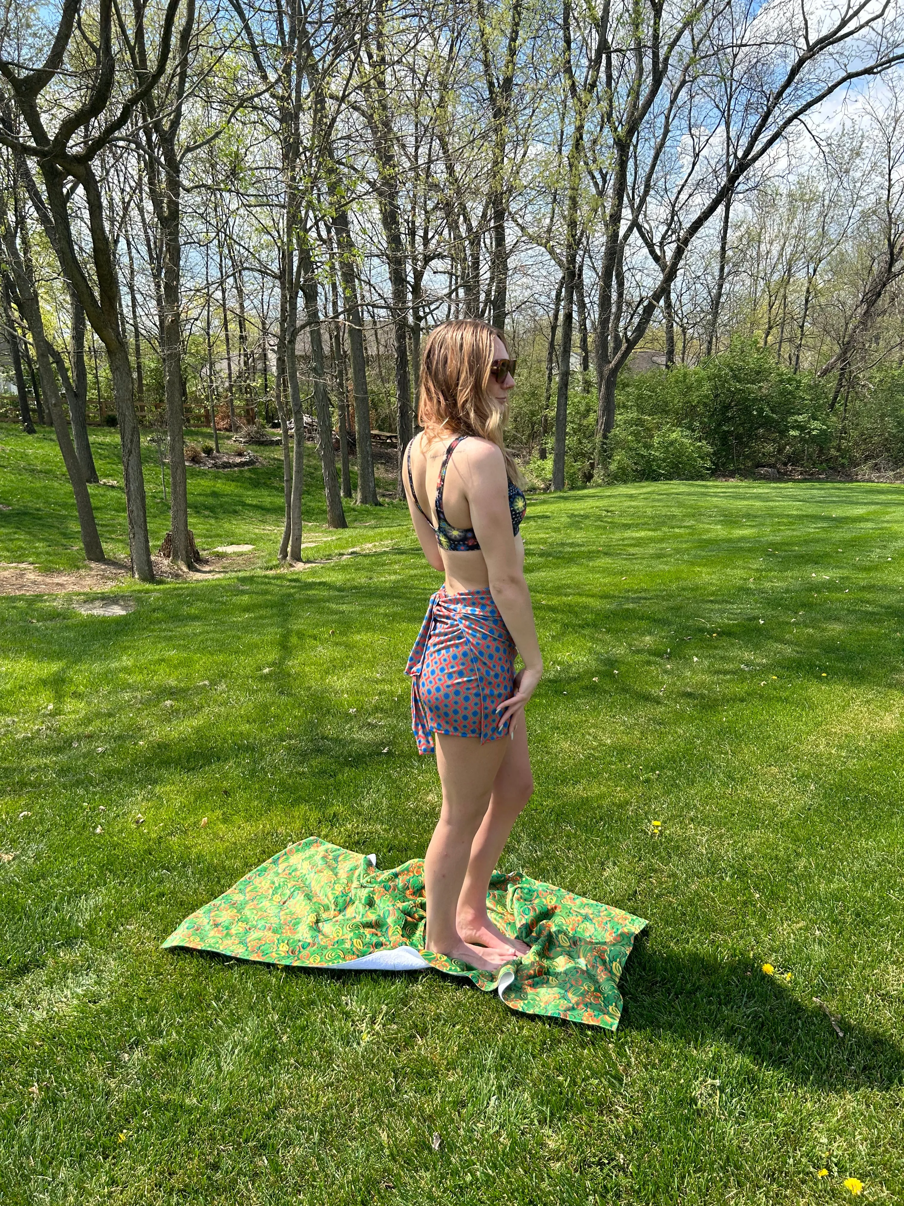 Wrap skirt in Red and blue Diamonds